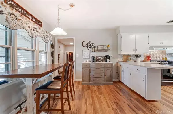 7090 Taywood Road, Englewood, OH 45322