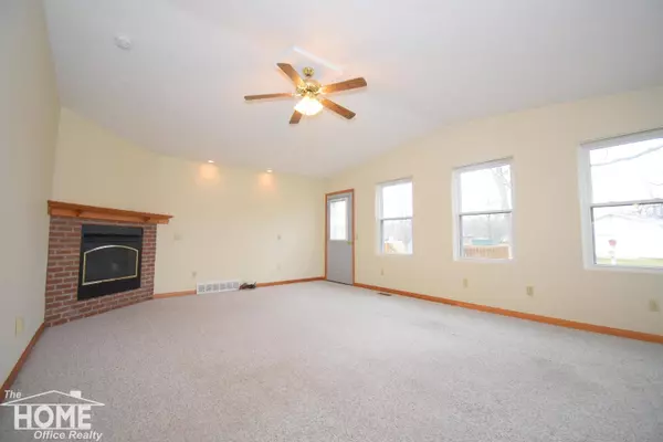 498 Velma Drive, Owosso, MI 48867