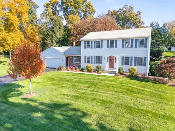 40 David ST, Cumberland, RI 02864