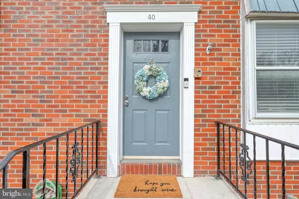 40 FAIRFAX VLG, Harrisburg, PA 17112