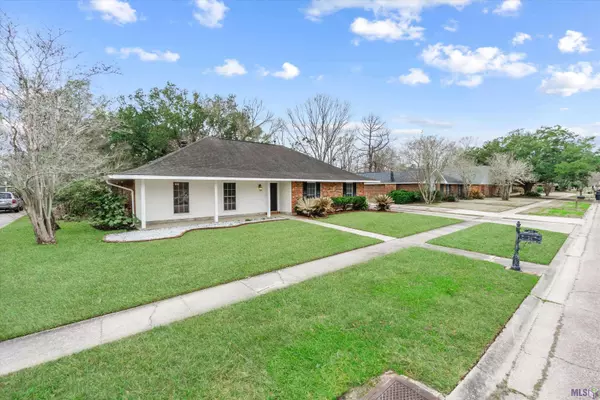 13716 DAMON DR, Baton Rouge, LA 70816