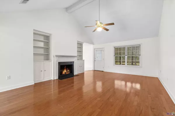 13716 DAMON DR, Baton Rouge, LA 70816