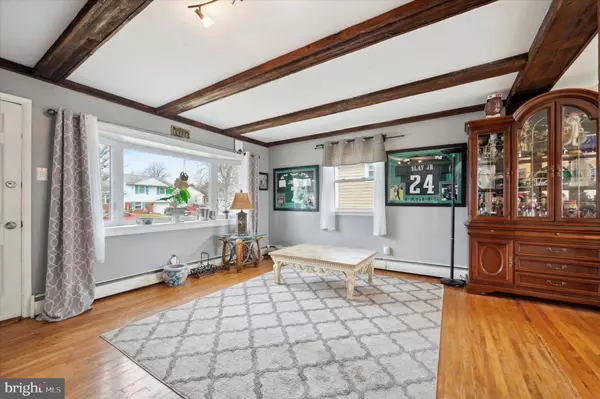 541 POPLAR ST, Lansdale, PA 19446