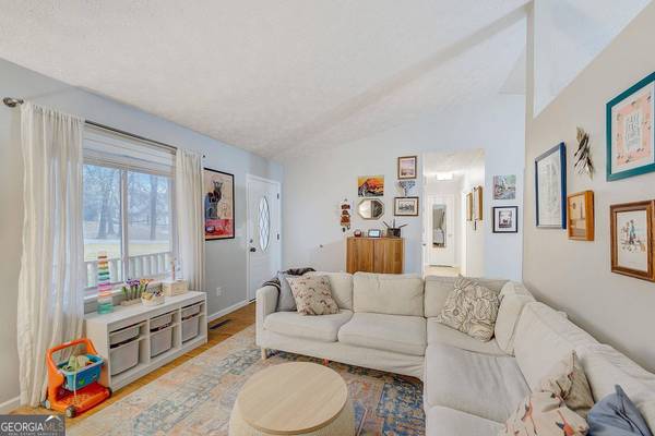 4454 Union Church, Flowery Branch, GA 30542