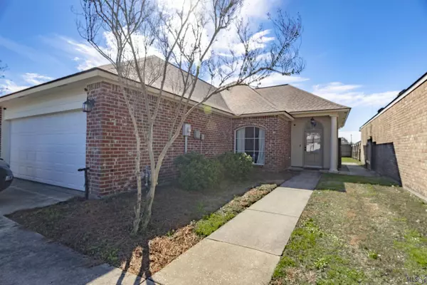 3905 NORTHSHORE AVE, Baton Rouge, LA 70820