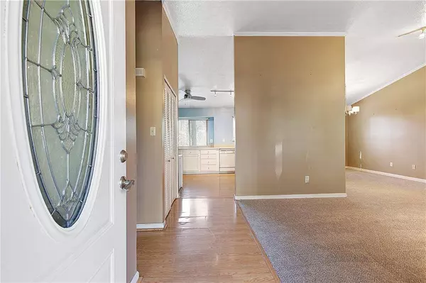 130 Sheringham DR, Roswell, GA 30076