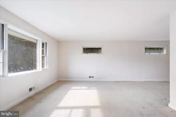 9568 FREDERICK RD, Ellicott City, MD 21042