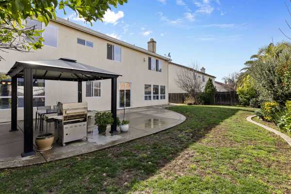 1680 Baroness Way, Roseville, CA 95747