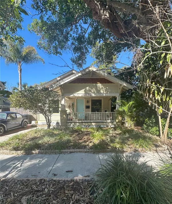 521 KIRKWOOD TER N, St Petersburg, FL 33701