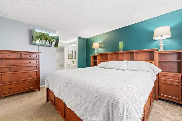 26971 Flo LN #155, Canyon Country, CA 91351