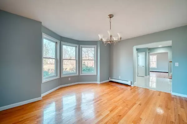 35 Padula Dr, Marlborough, MA 01752