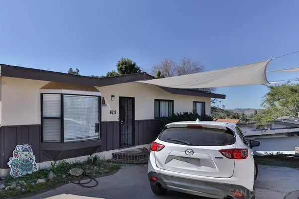 8612 Almond Rd, Lakeside, CA 92040