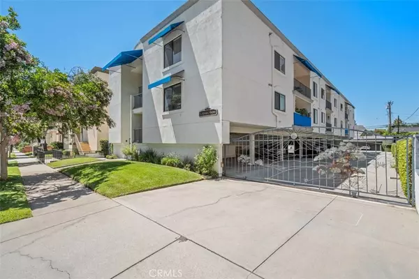 285 S S. Sierra Madre Blvd #A, Pasadena, CA 91107