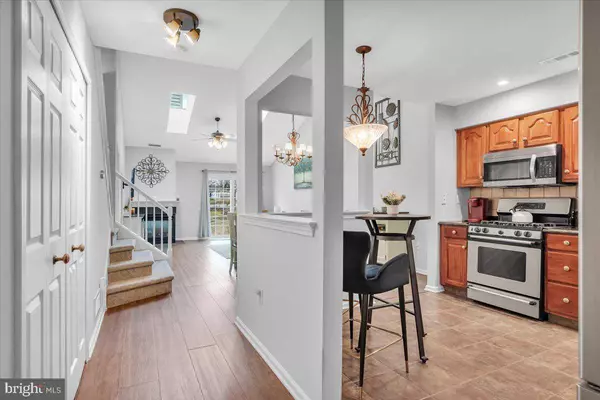 6 KINGSTON BLVD, Hamilton, NJ 08690