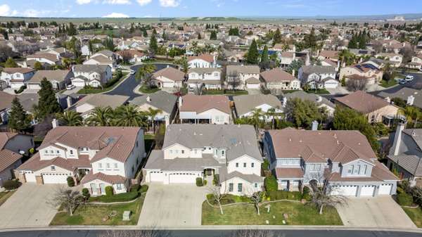 1680 Baroness Way, Roseville, CA 95747