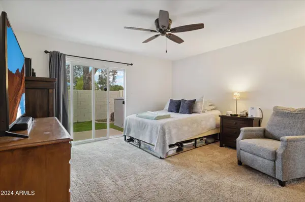 2426 W EUGIE Avenue, Phoenix, AZ 85029