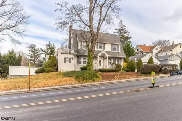 335 River Rd, Bogota Boro, NJ 07603