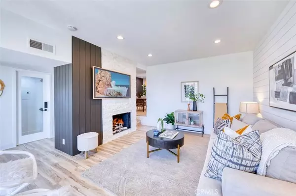 16415 Martin LN #243, Huntington Beach, CA 92649