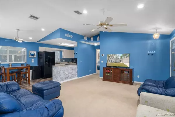 5604 N Bagwell PT, Citrus Springs, FL 34434