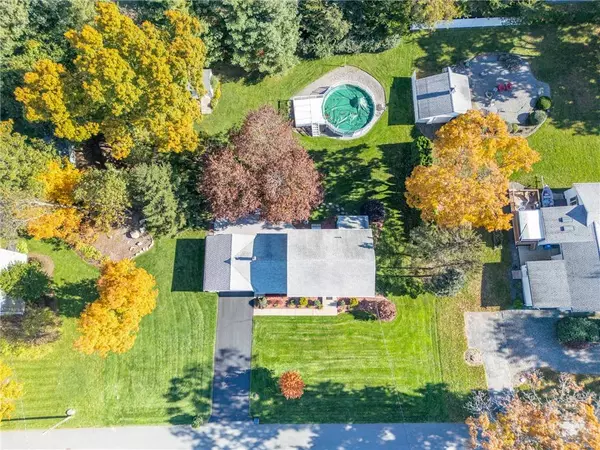 40 David ST, Cumberland, RI 02864