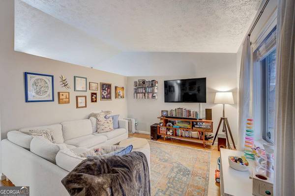 4454 Union Church, Flowery Branch, GA 30542