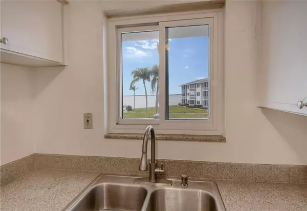 767 JOHN RINGLING BLVD #22DOVE, Sarasota, FL 34236