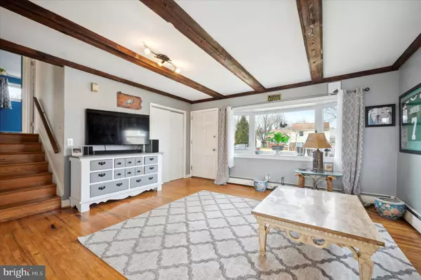 541 POPLAR ST, Lansdale, PA 19446