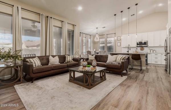 720 N BRIDLEGATE Drive, Gilbert, AZ 85234