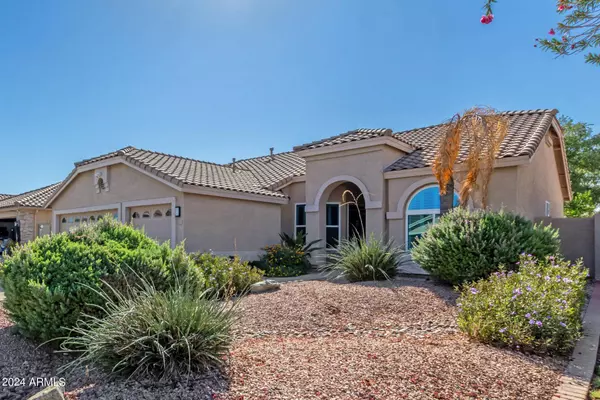 2317 E ROBIN Lane, Gilbert, AZ 85296