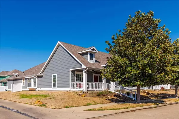 1113 Sea Pines Drive, Savannah, TX 76227