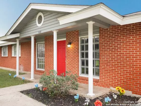 7335 BROOK VALLEY DR, San Antonio, TX 78242-2118