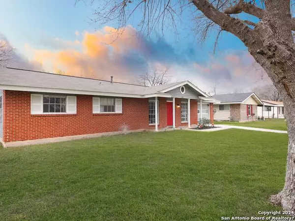 7335 BROOK VALLEY DR, San Antonio, TX 78242-2118