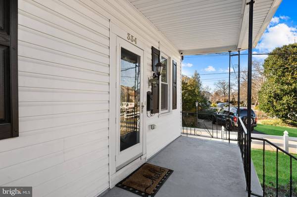 334 SPRUCE AVE, Maple Shade, NJ 08052