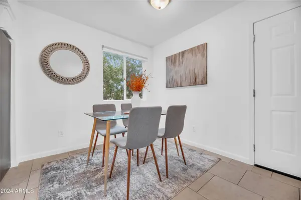 1211 N 47TH Place, Phoenix, AZ 85008