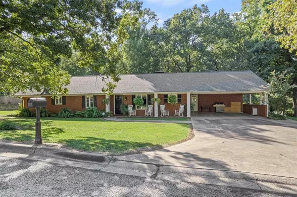 2203 Bob-O-Link, Mount Pleasant, TX 75455