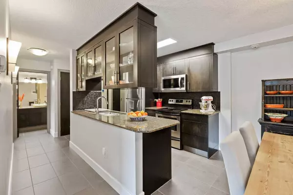 812 14 AVE SW #303, Calgary, AB T2R 0N6