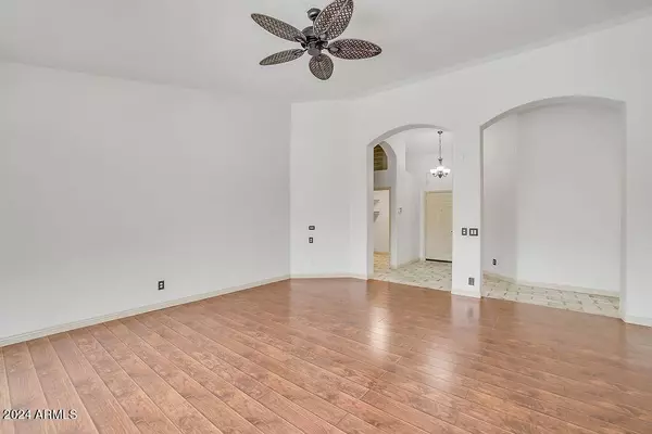 753 S BURK Street, Gilbert, AZ 85296