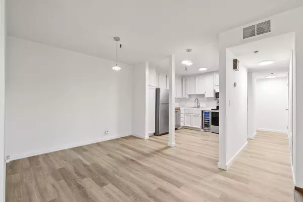 49 Showers DR W312, Mountain View, CA 94040