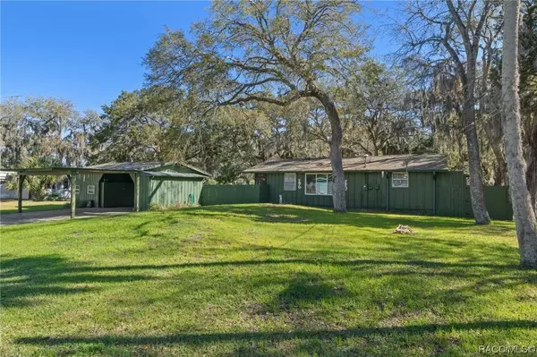 2225 S Gulfwater PT, Crystal River, FL 34429