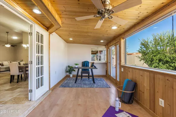 9070 E ASTER Drive, Scottsdale, AZ 85260