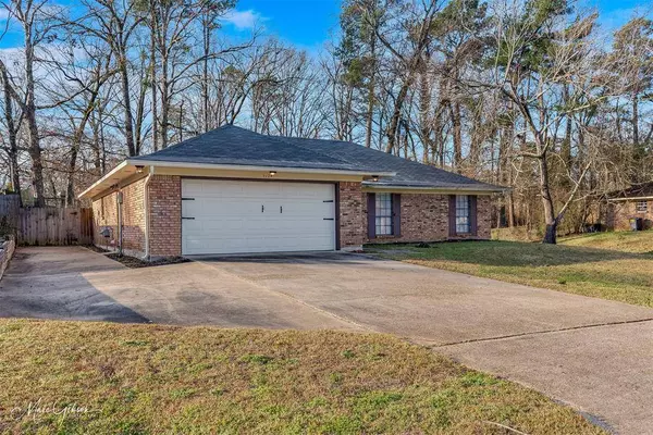9124 Watchwood Drive, Haughton, LA 71037