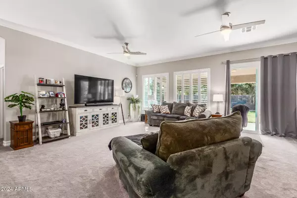 2317 E ROBIN Lane, Gilbert, AZ 85296