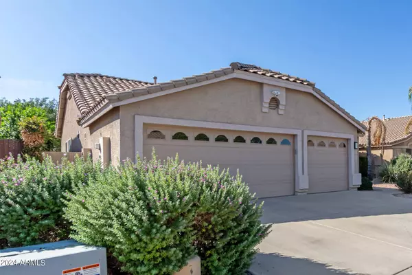 2317 E ROBIN Lane, Gilbert, AZ 85296