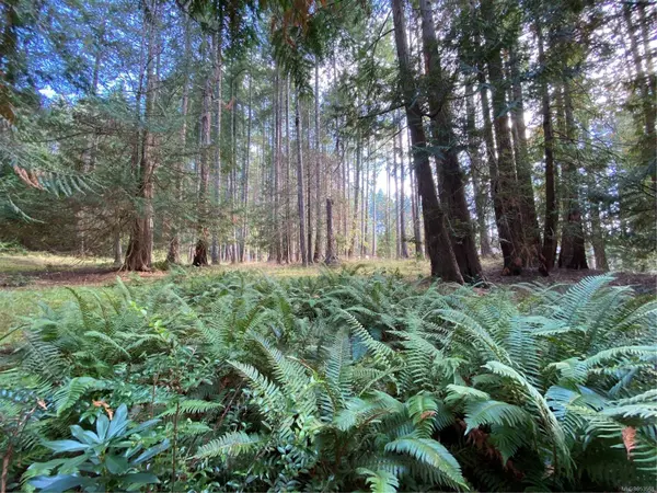 Lt 18 Sitka Grove, Gabriola Island, BC V0R 1X1