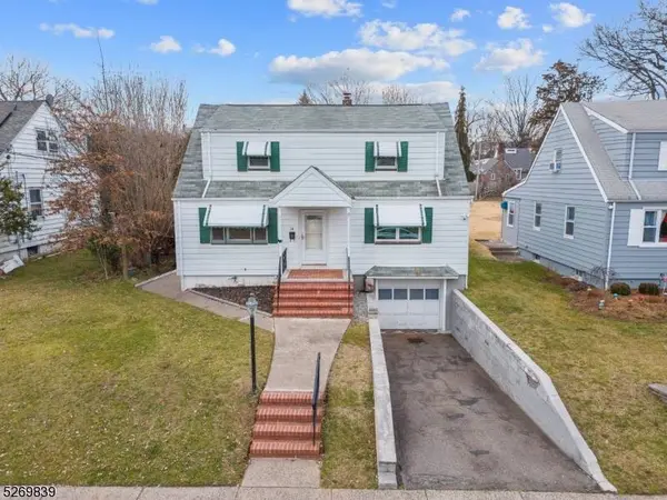 34 Martindale Rd, Clifton City, NJ 07013