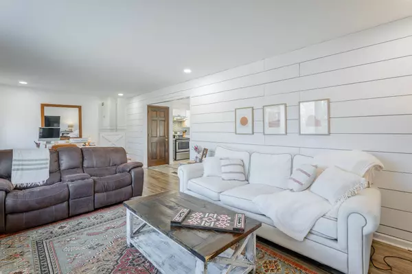 1332 Michael Ln, Hixson, TN 37343