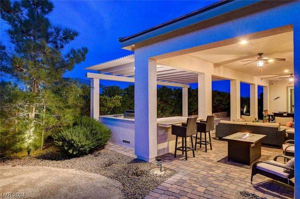 9620 Porcupine Hills Court, Las Vegas, NV 89149