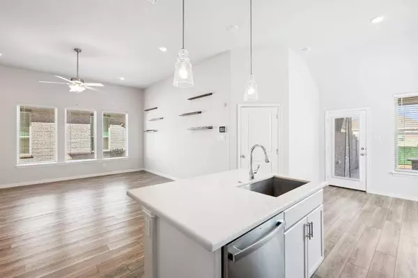 612 Lamp Post Lane, Argyle, TX 76226