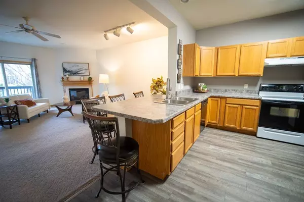 555 Kelvington Drive ##3, Sun Prairie, WI 53590