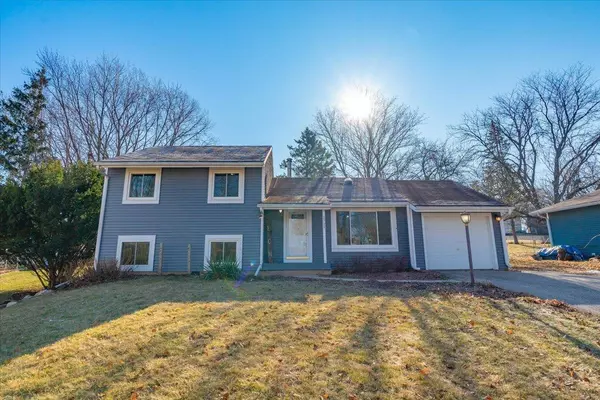 2721 Dunwoody Drive, Madison, WI 53713